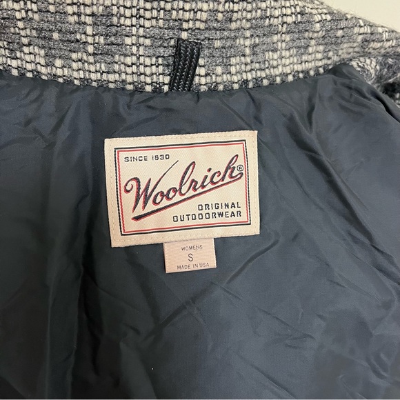 Vintage Woolrich Blanket Coat Aztec Print Size Small Made in USA - Picture 5 of 9